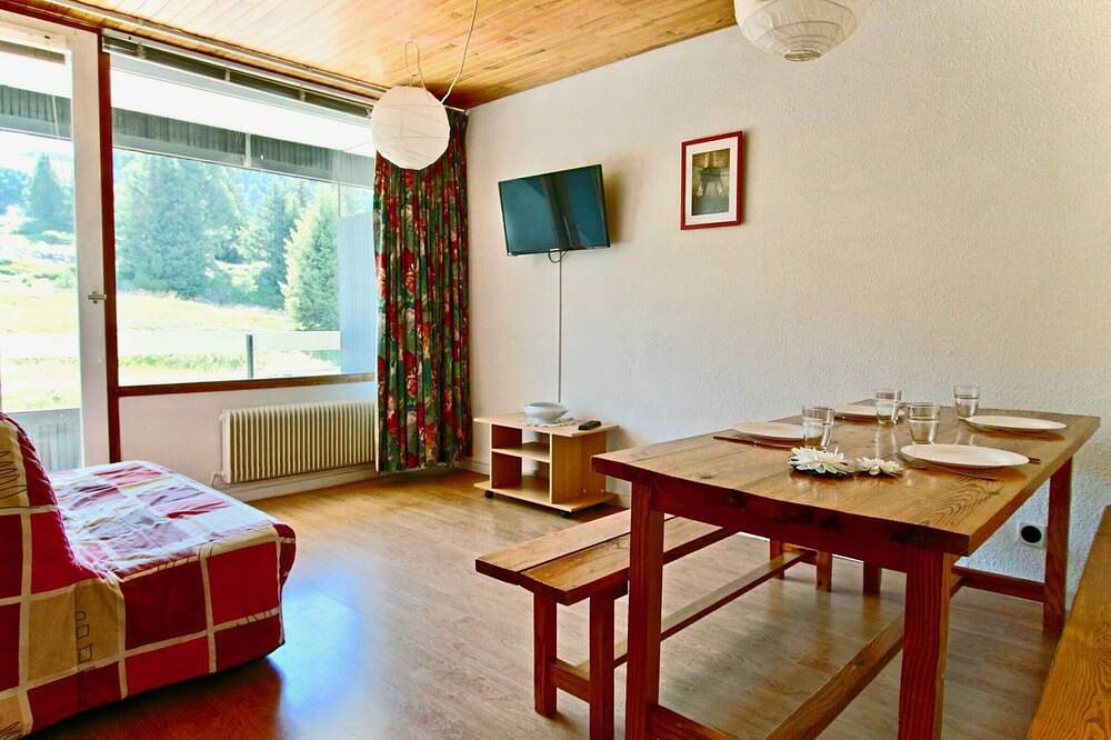 Appartement entier, Studio pour 4 pers. avec balcon et animaux admis in Chamrousse, Parc national des Écrins