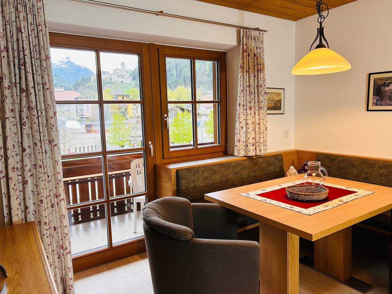 Ganze Wohnung, Ferienwohnung "Duregger Fröhlichkeit Plus" mit Bergblick, Garten und Wlan in Sand in Taufers, Kronplatz