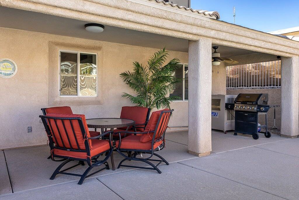 Free Heated Pool!! \" Tiki Ranch \" weekly discounts in Lake Havasu City, Mohave County