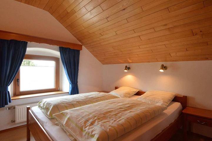Location de vacances pour 8 personnes, avec sauna ainsi que jardin et terrasse à Butgenbach - 2