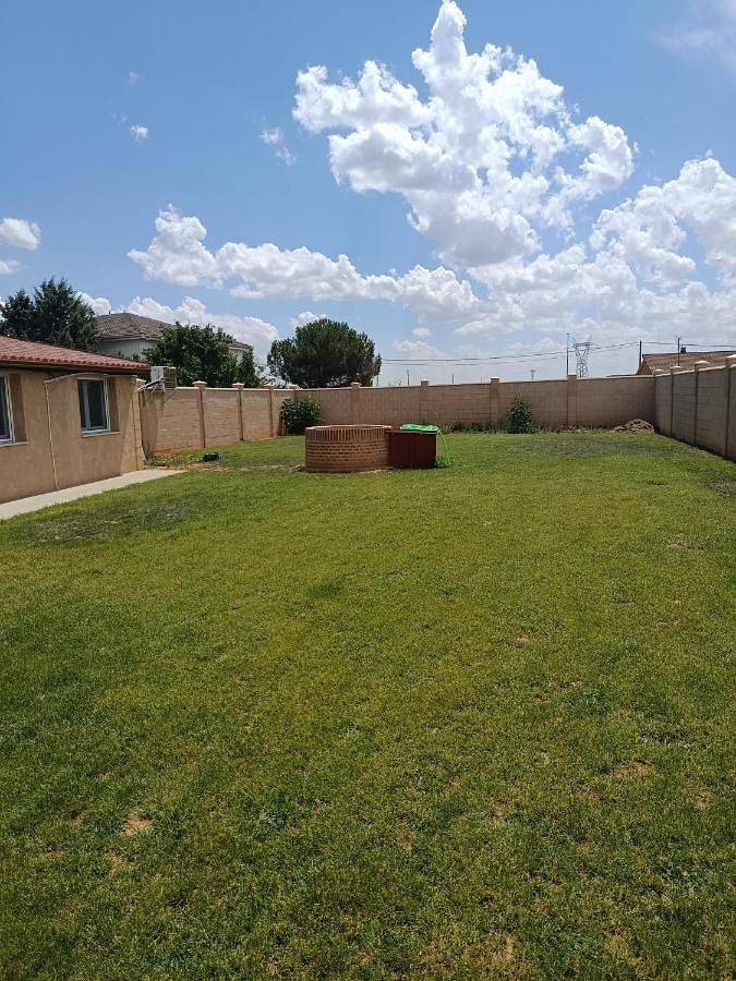 Casa rural para 2 personas, con Terraza además de Jardín y Vistas en Villanueva de las Manzanas