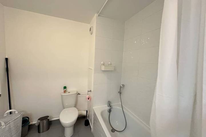 Gîte pour 5 personnes, avec terrasse et jardin à La Courneuve - 4