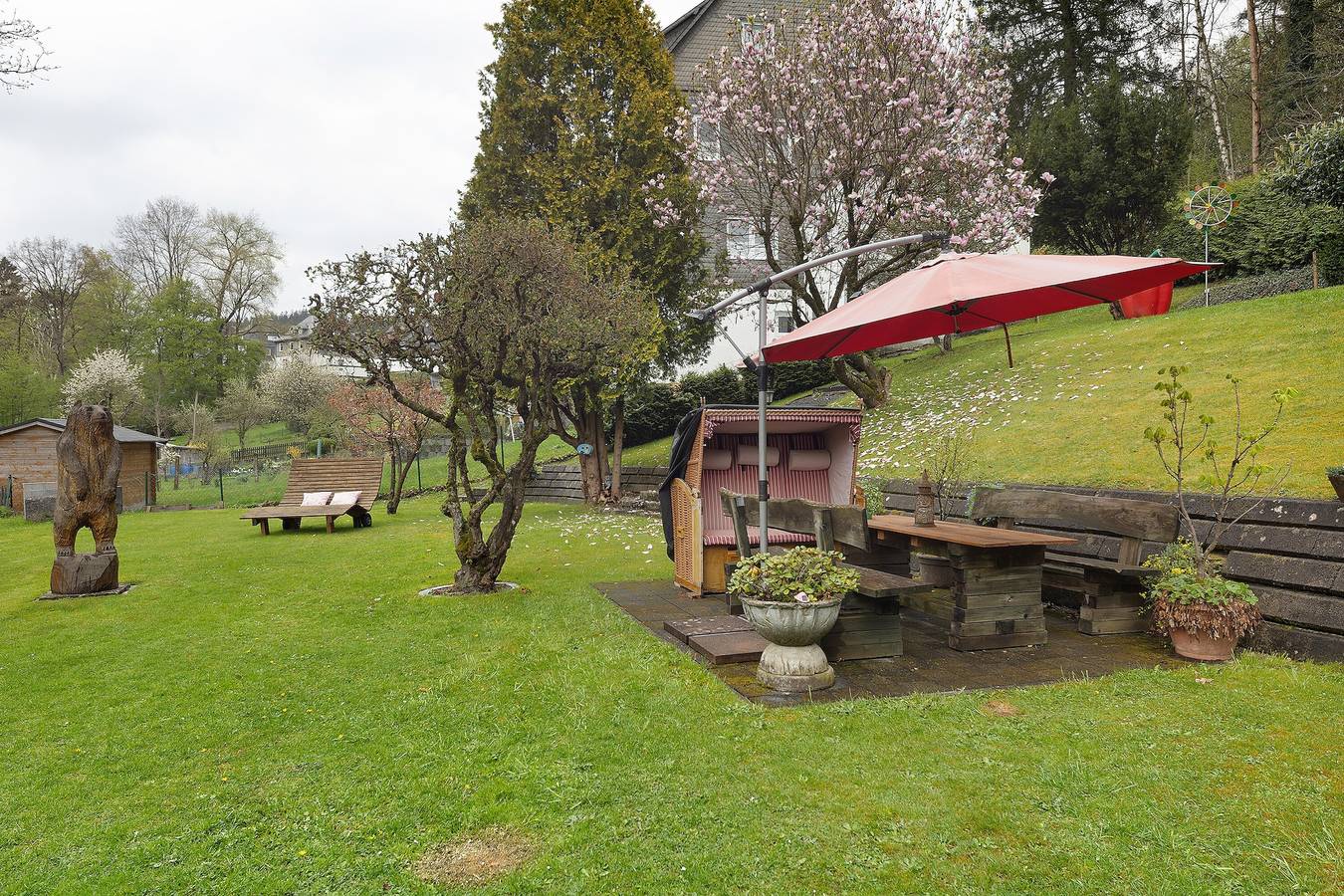 Ganze Wohnung, Ferienwohnung 'Drewitz' mit Privatterrasse, Gemeinschaftsgarten und Wi-Fi in Bad Fredeburg, Schmallenberg