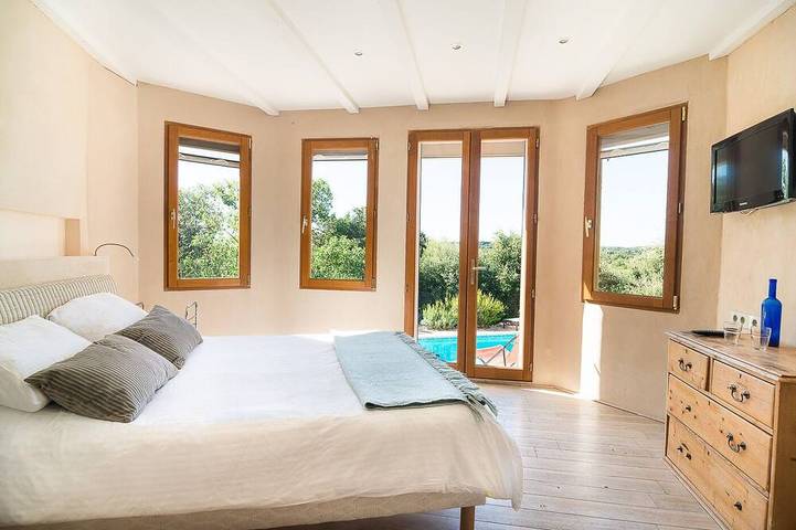 Location de vacances pour 12 personnes, avec jardin à Saint-Martin-de-Londres - 2