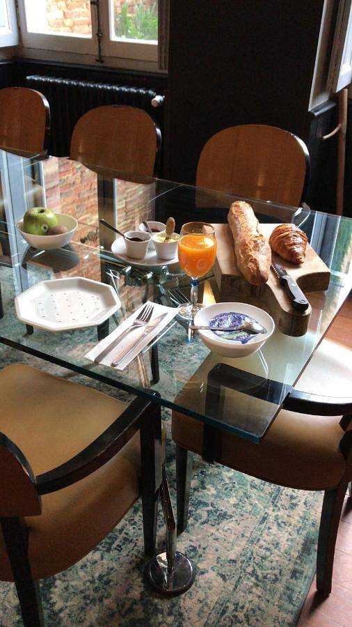 Location de vacances pour 2 personnes, avec vue ainsi que piscine et jardin à Beaumont-de-Lomagne - 2