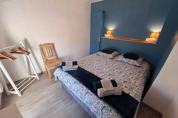 Appartement entier, Appartement duplex vue sur le port in Port-en-Bessin-Huppain, Région de Bayeux