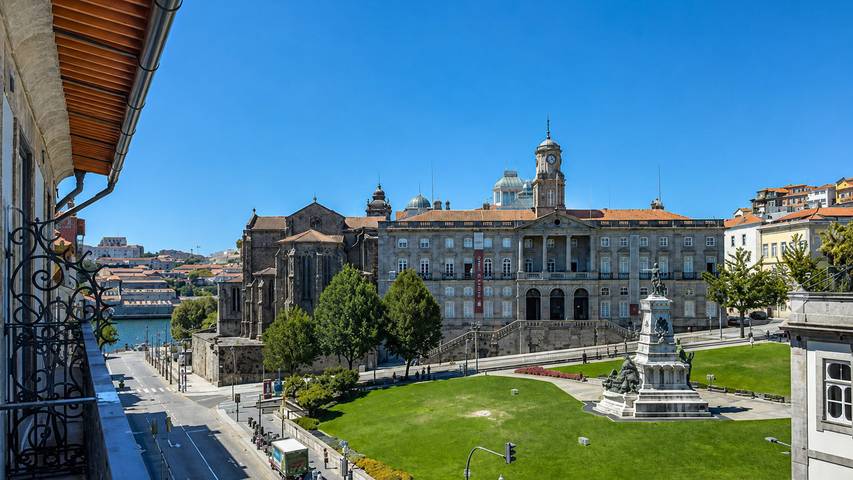 Apartamento entero, Historic Ribeira Riverside Flat by LovelyStay in Sé (Porto), Distrito de Porto
