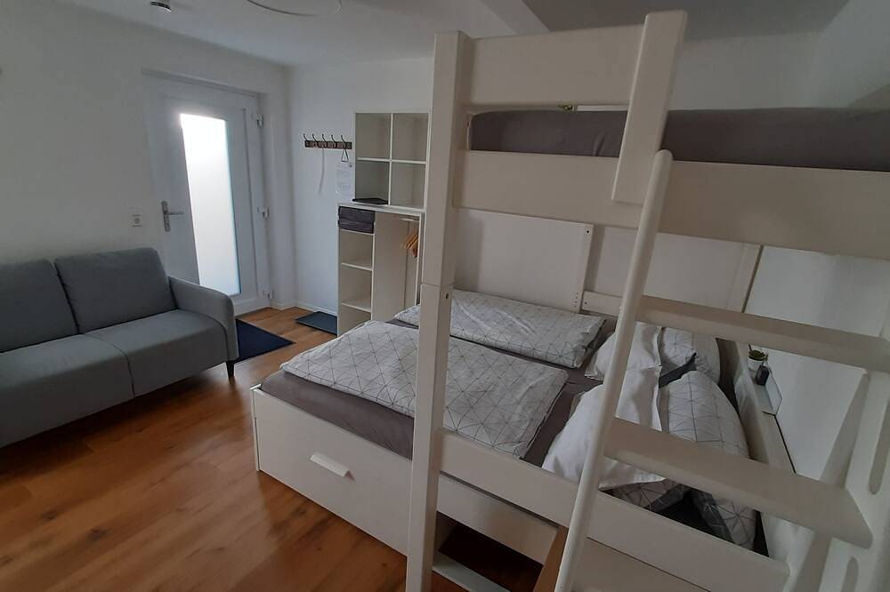 Ganze Wohnung, Gästehaus Buberl,  nahe Legoland und Skylinepark in Krumbach (Schwaben), Bayerisch Schwaben