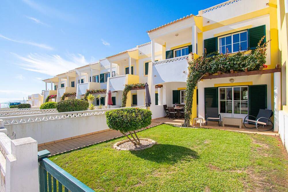 Casa Paradiso - 3 Bedroom in Benagil in Lagoa, Faro District