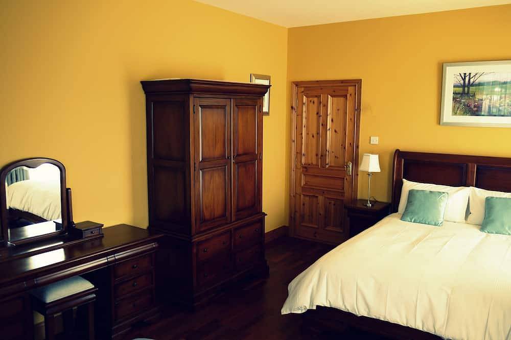 Large Luxury House in Excellent Location. Ideal for families in Killarney, Killarney National Park