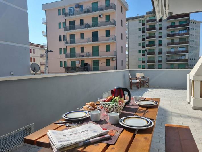 Apartamento vacacional entero, Apartamento de vacaciones para 5 personas con terraza in Lido di Pomposa, Provincia de Ferrara