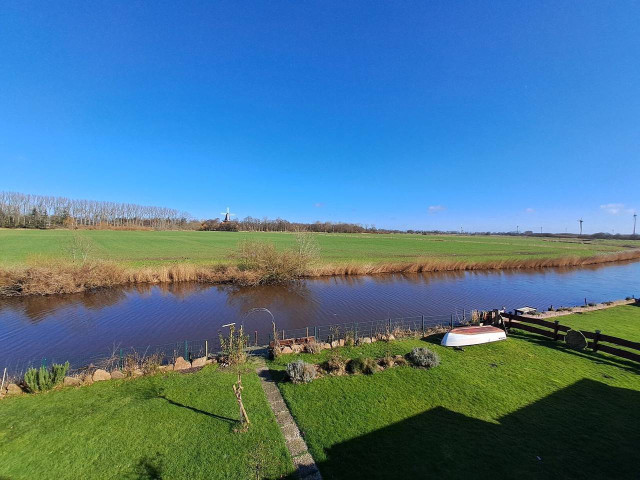 Geheel appartement, Appartement 'Fewo Tief Blick' met privéterras en wifi in Dornum (Stad), Dornum