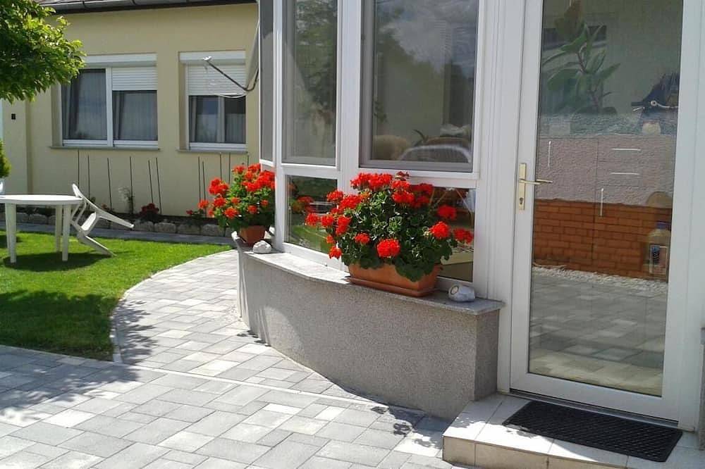 Ganze Wohnung, Ferienwohnung Bük für 1 - 2 Personen mit 1 Schlafzimmer - Ferienwohnung in Bük, Komitat Eisenburg