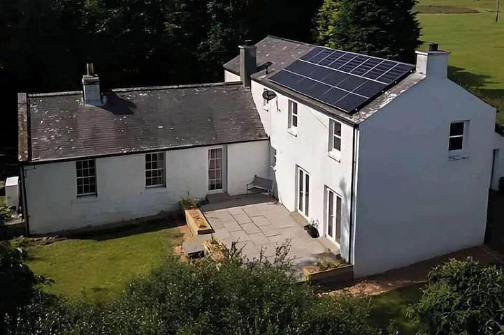 Maison de vacances pour 10 personnes, avec balcon ainsi que jacuzzi et jardin - 1