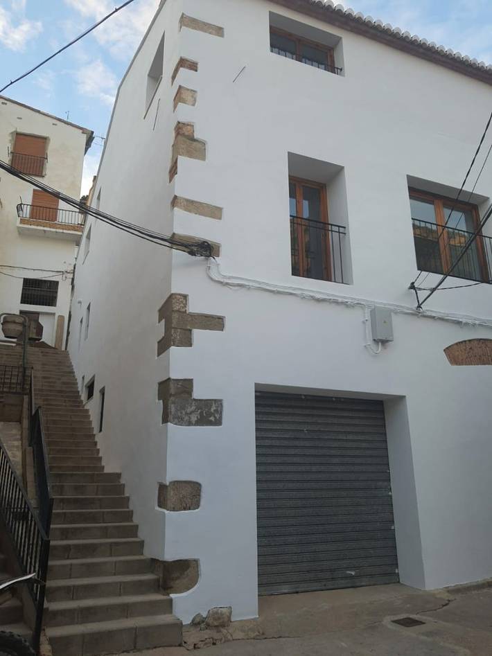 Casa de huéspedes para 6 personas, con terraza en Chulilla