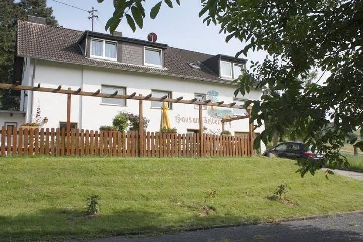 Ferienhaus für 2 Personen, mit Terrasse und Garten sowie Ausblick in Sinzig - 3