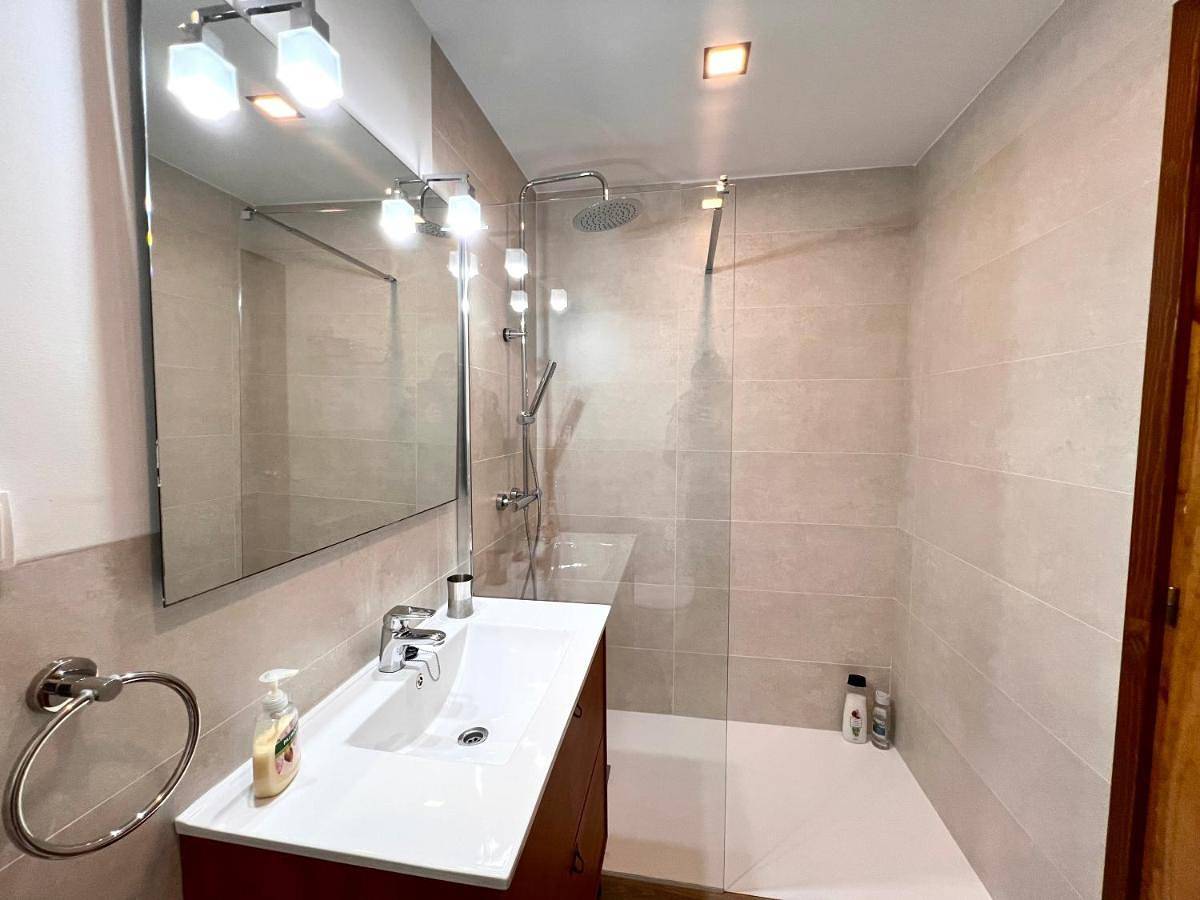 Apartamento entero, Two-Bedroom Apartment in Port Ainé, Rialp