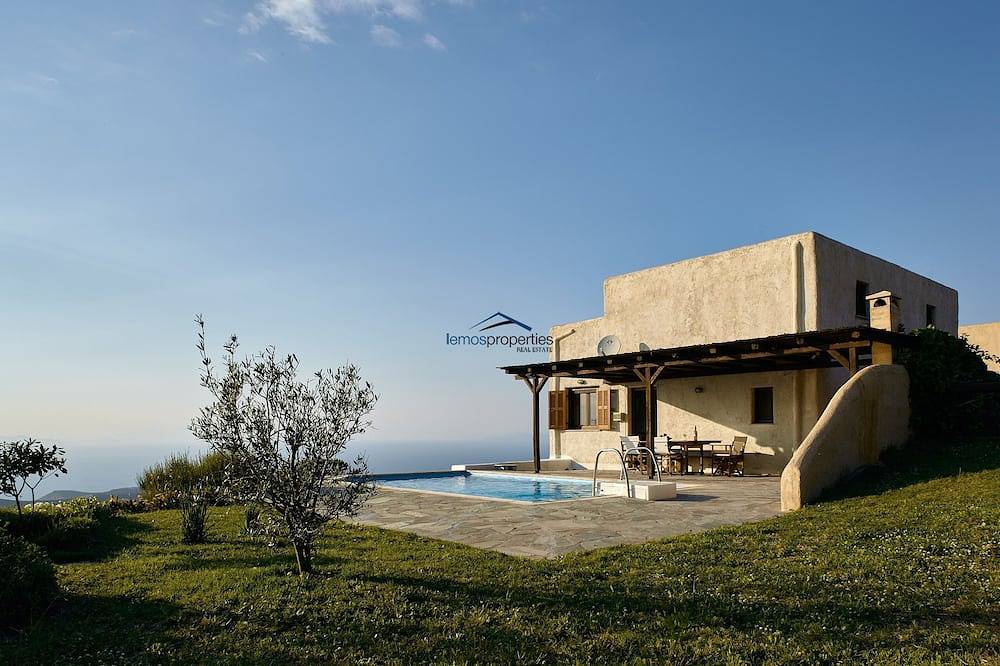 The Pool Garden House in Kea