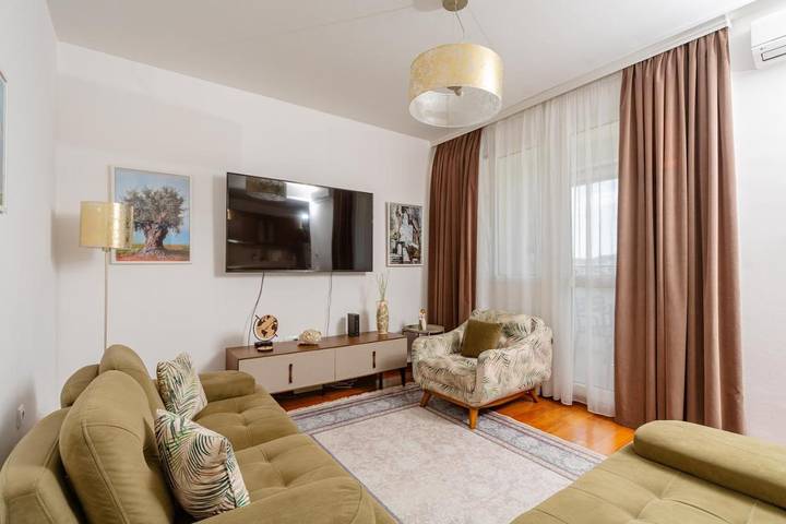 Ferienwohnung für 4 Personen, mit Ausblick und Balkon in Bar