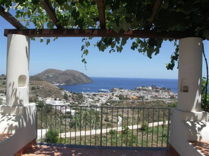 Agriturismo per 2 persone, con Terrazza e Giardino in Provincia di Messina