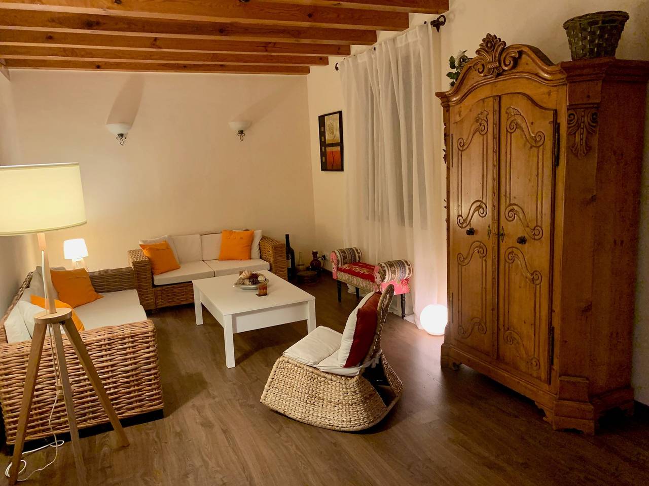 Casa tranquila con tres dormitorios y piscina privada, totalmente equipada in Larée, Gers