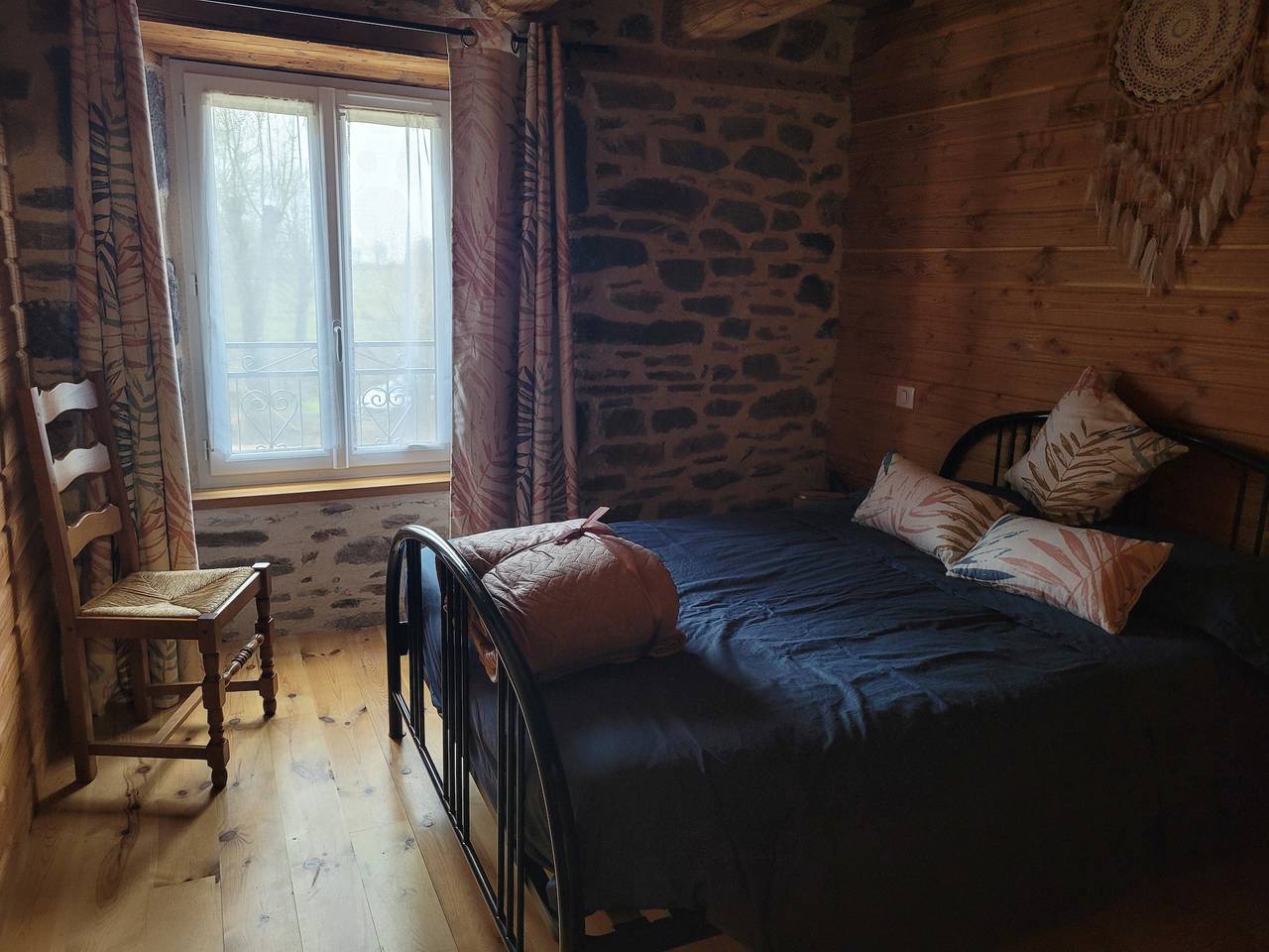 Ferienhaus 'Maison À La Campagne 4 À 9 Personne' mit privatem Garten & Klimaanlage in Alleuze, Region Saint-Flour