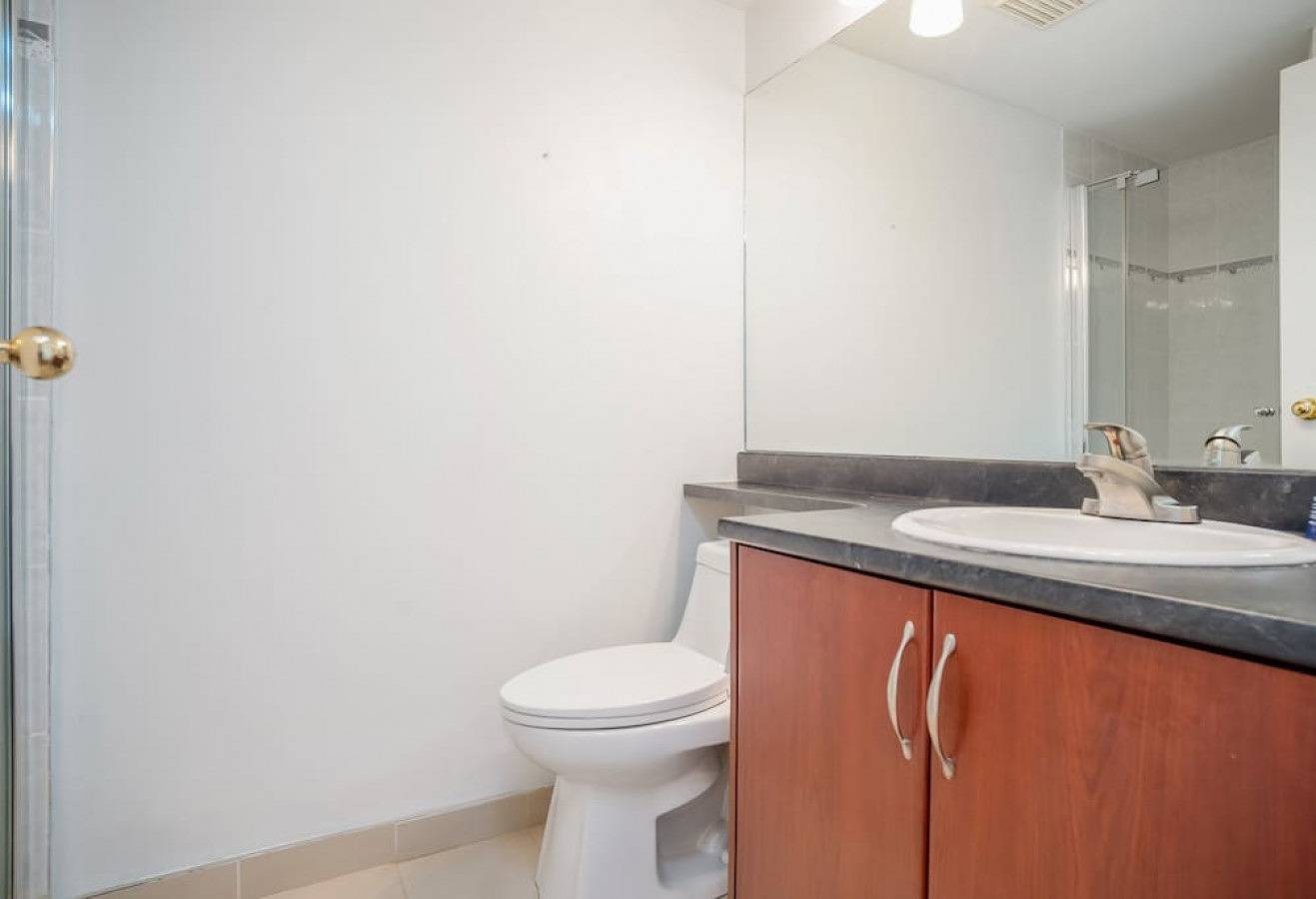 Entire apartment, East Van spacious 3bed 2bath in Vancouver, British Columbia