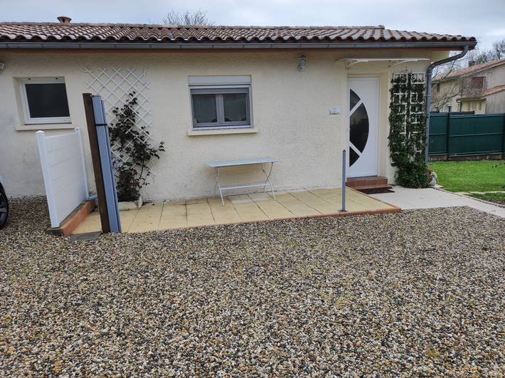 Location de vacances pour 2 personnes, avec jardin en Gironde
