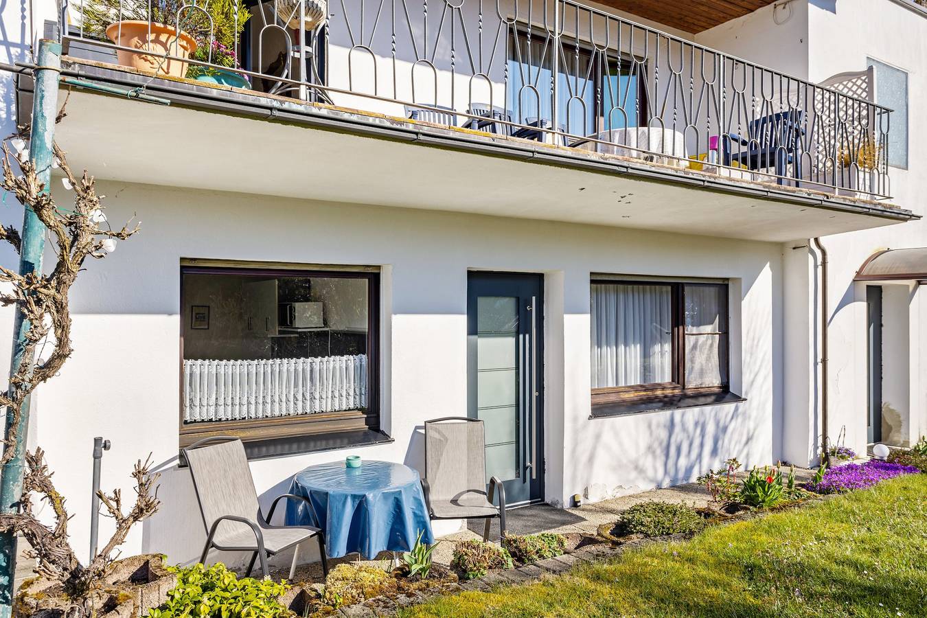 Appartement entier, Appartement "Riedel Fronz" avec vue sur les montagnes, terrasse privée et Wi-Fi in Lennestadt, Sauerland