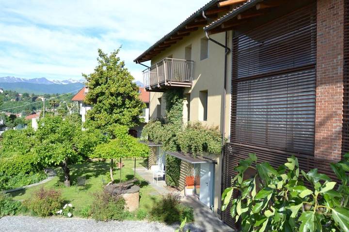 Gîte pour 3 personnes, avec piscine ainsi que jardin et vue à Pignerol - 3