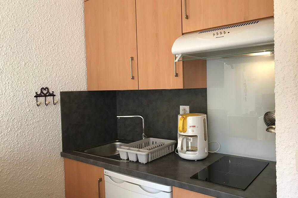 Entire apartment, 25m² Studio at Corrençon slopes - South-facing Balcony in Corrençon-en-Vercors, Parc naturel régional du Vercors