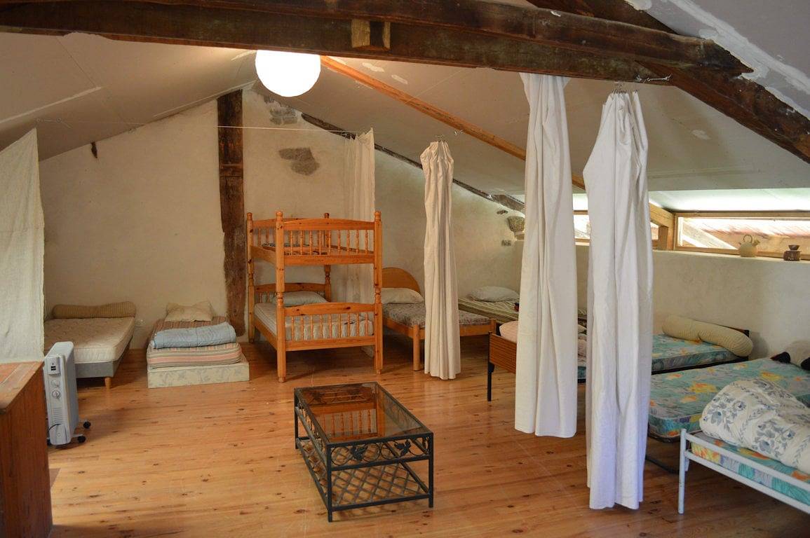 Ferme ardéchoise : Chambres d'hôte & accueil de groupe - Hébergement collectif en dortoir in Montpezat-sous-Bauzon, Parc naturel régional des Monts d'Ardèche