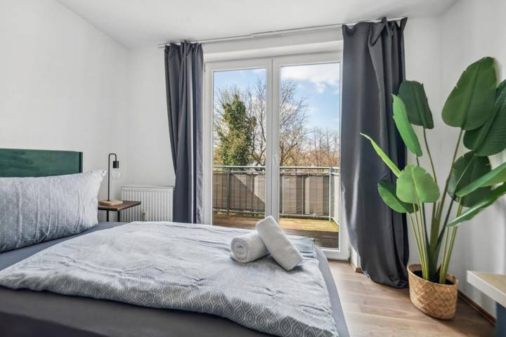 Ferienwohnung für 4 Personen, mit Ausblick und Garten, mit Haustier in Merseburg