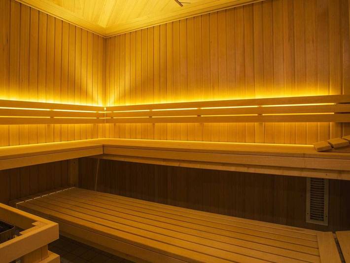 Ferienwohnung für 3 Personen, mit Sauna und Balkon sowie Pool, mit Haustier in Binz - 4