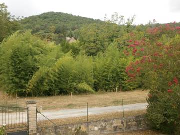 Chambre d’hôte pour 6 personnes, avec jardin ainsi que terrasse et vue, animaux acceptés à Saint-Vincent-de-Cosse