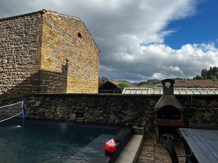 Location de vacances pour 6 personnes, avec piscine ainsi que terrasse et jacuzzi, animaux acceptés à Langeac - 4