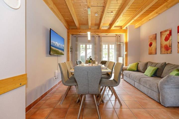 Ferienhaus für 9 Personen, mit Garten in Nienhagen - 2