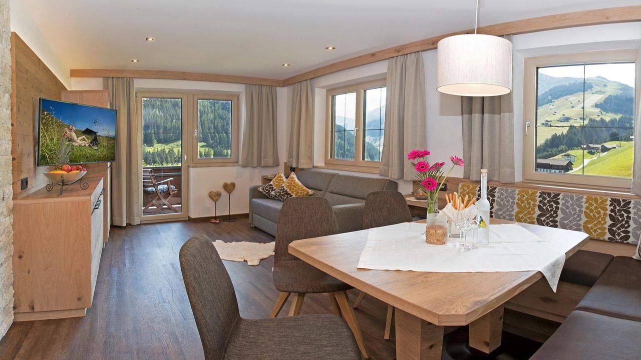 Ganze Ferienwohnung, Ferienwohnung für 3 Personen (33 m²) in Tux in Hintertux, Tux