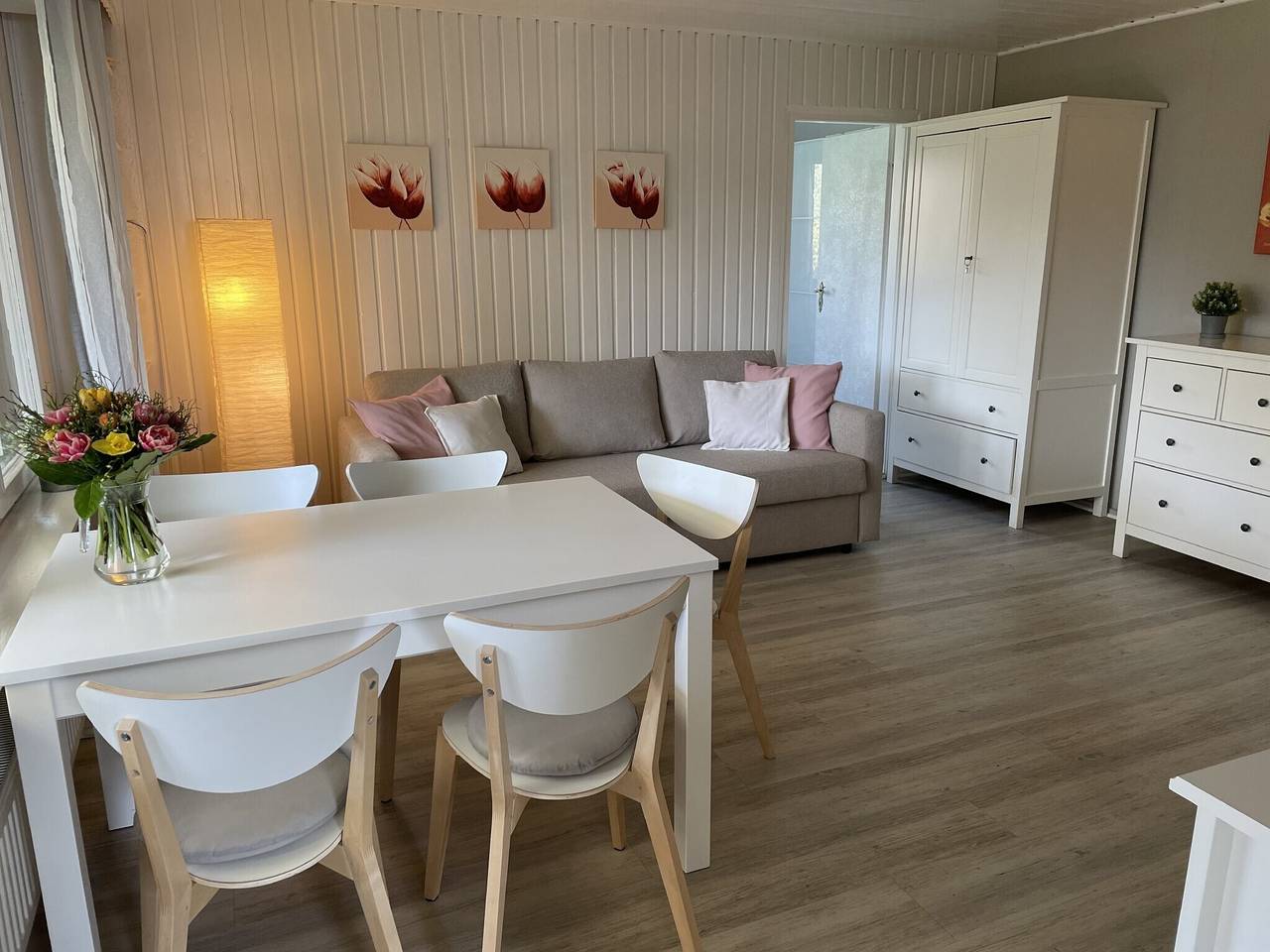 Ferienhaus 'am Rosenhag' mit privater Terrasse, privatem Garten und Wi-Fi in Marzahn - Hellersdorf, Berlin