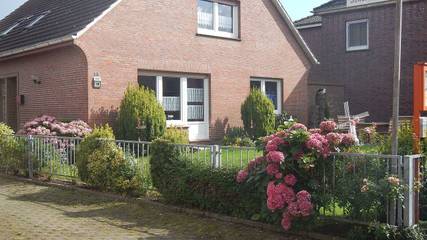 Ferienwohnung für 5 Personen, mit Garten und Terrasse, mit Haustier in Nesse