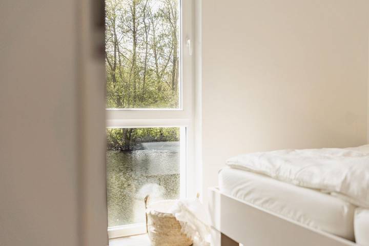 Ferienwohnung für 4 Personen, mit Seeblick und Sauna sowie Balkon, mit Haustier in Schillig - 3