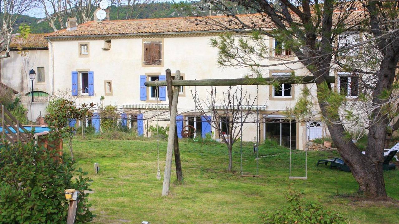 Double Room with Private Bathroom in Tournissan, Région de Limoux