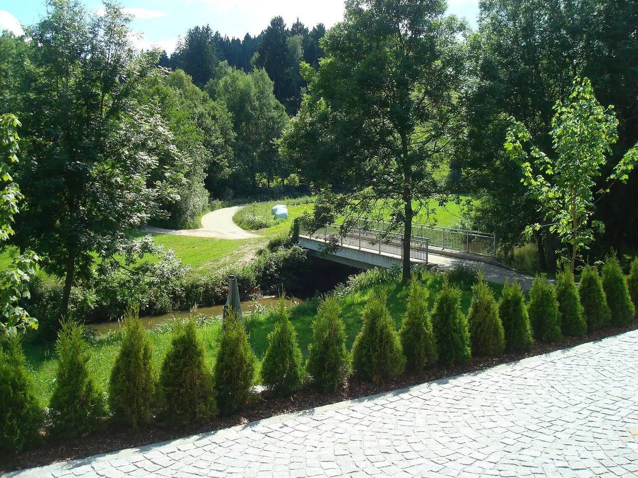 Entire apartment, Apartment 'Ferienwohnungen Memminger' with Private Terrace and Wi-Fi in Aicha vorm Wald, Eastern Bavaria
