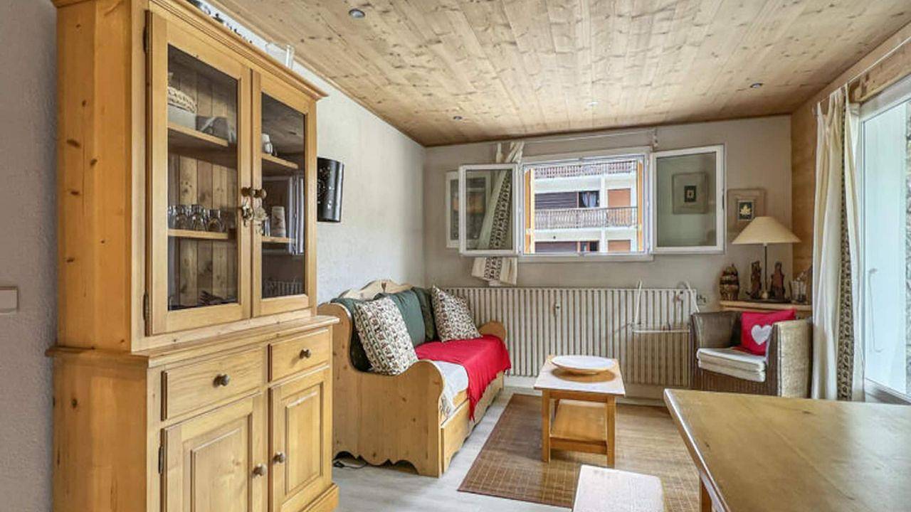 Entire holiday apartment, Ferienwohnung für 6 Personen (49 m²) in Les Carroz-d'Arâches in Les Carroz, Arâches-la-Frasse