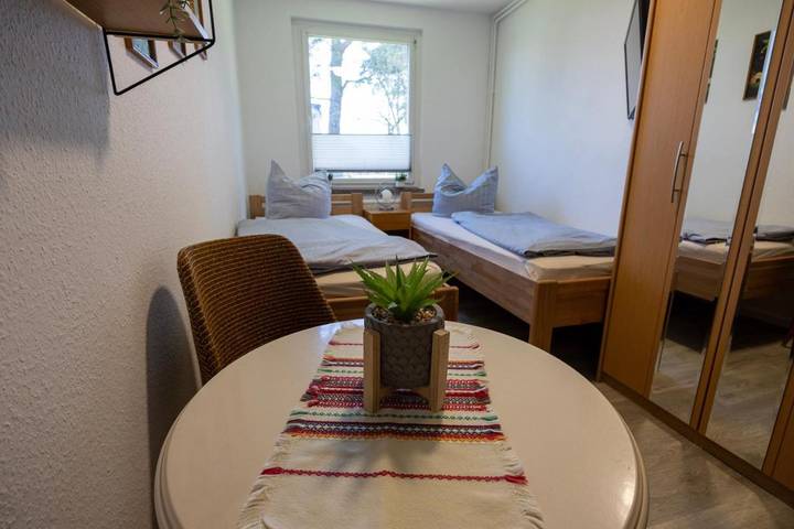 Bungalow für 2 Personen, mit Terrasse und Garten sowie Ausblick