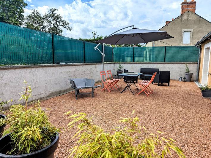 Gemütliches Ferienhaus im Berry: Perfekte Lage, ruhige Umgebung, Familienfreundlich, Komplett Ausgestattet in Ardentes, Châteauroux und Umgebung