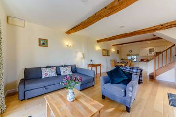 Holiday Rental for 6 People in Stroud, The Cotswolds, Photo 1