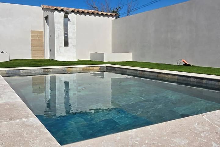 Villa pour 6 personnes, avec terrasse et jardin