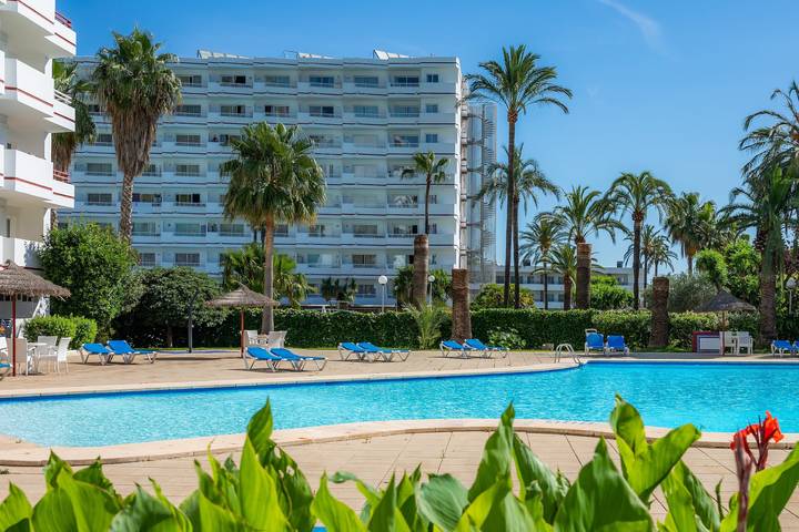 Gehele studio, Comfortabel studio met zwembad, dicht bij het strand van Alcudia in Alcúdia, Kust van Mallorca