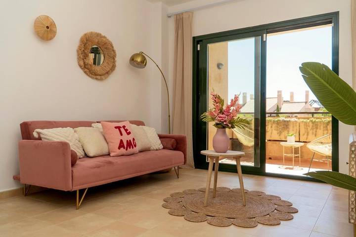 Apartamento para 4 personas, con piscina y balcón además de vistas y jardín en Fuente Álamo de Murcia